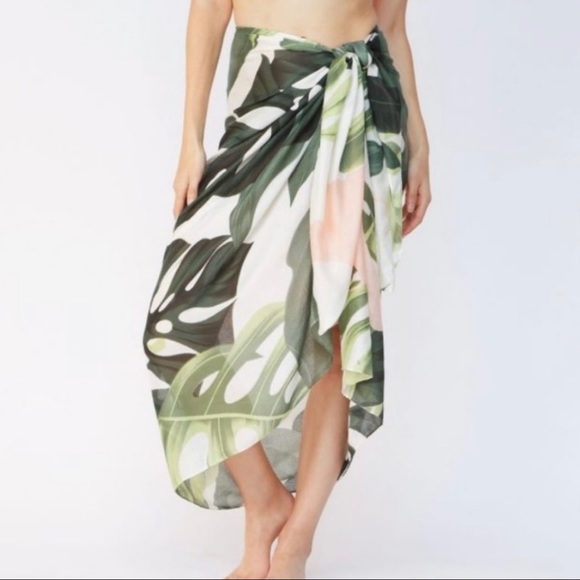 Virginia Wolf Tropical Multi Wear Tropical Palm Sarong Wrap Scarf One Size - Picture 3 of 8